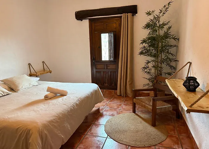 El Cielo, Cortijo En El Corazon De Las Montanas